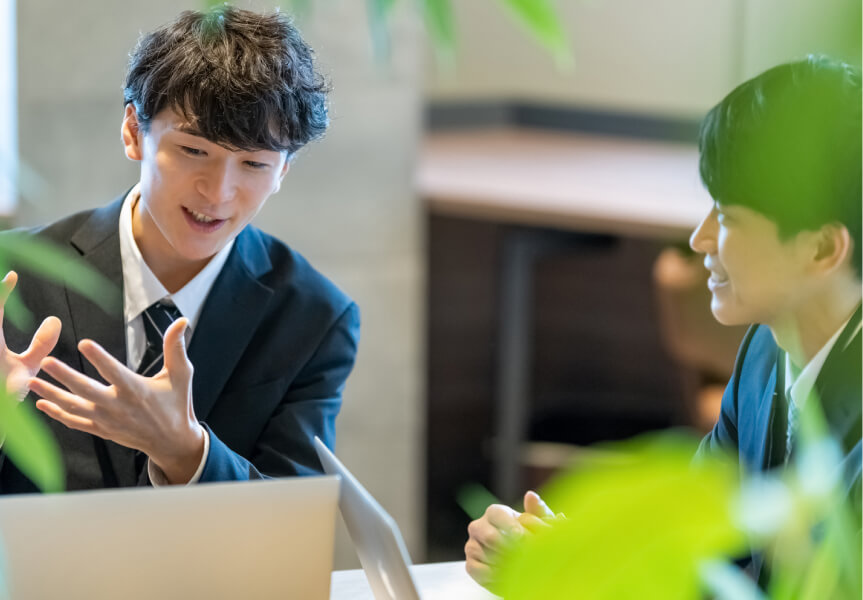 アドバイスを行う人